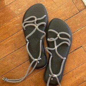 Sanuk adventure sandals - Black Women's 6